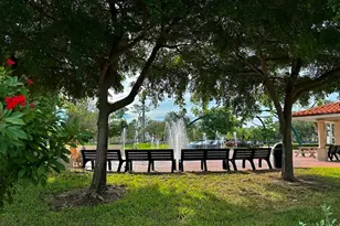 512 W Venice Ave, Venice, FL 34285 - Photo 49