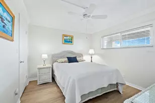 512 W Venice Ave, Venice, FL 34285 - Photo 17