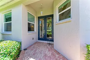 8352 Canary Palm Ct, Sarasota, FL 34238 - Photo 7