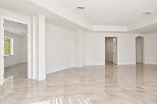 4316 Callista Ln, Sarasota, FL 34243 - Photo 11