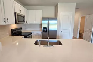 10710 Tiger Lily Dr, Venice, FL 34293 - Photo 11