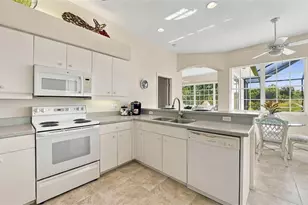 12 Medalist Ct, Rotonda West, FL 33947 - Photo 23