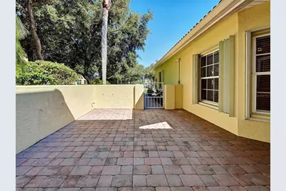 251 Vista Del Lago Way, Venice, FL 34292 - Photo 7