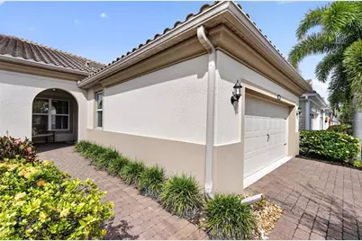 11910 Tapestry Lane, Venice, FL 34293 - Photo 3