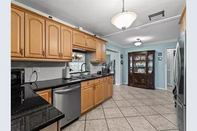 8551 Pickwick Road, North Port, FL 34287 - Photo 15