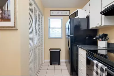 408 Cerromar Circle S #132, Venice, FL 34293 - Photo 11