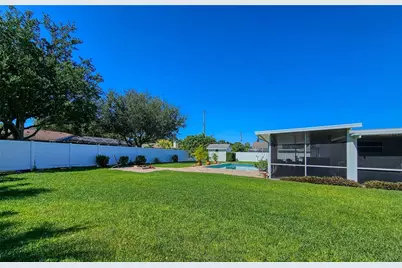 2304 50th Street W, Bradenton, FL 34209 - Photo 41