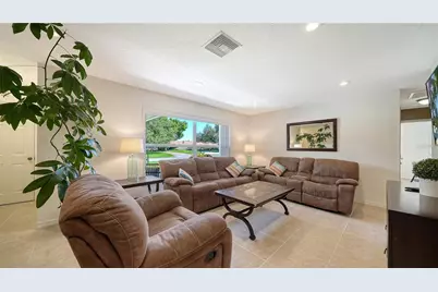2304 50th Street W, Bradenton, FL 34209 - Photo 5