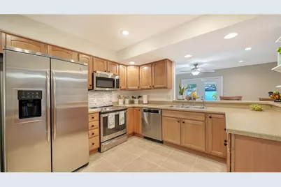 2304 50th Street W, Bradenton, FL 34209 - Photo 11