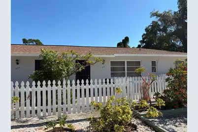 220 Colonia Lane E, Nokomis, FL 34275 - Photo 3