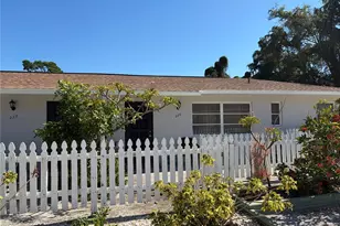 220 Colonia Ln E, Nokomis, FL 34275 - Photo 3