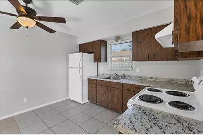 220 Colonia Lane E, Nokomis, FL 34275 - Photo 13