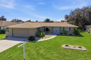 832 S Gondola Dr, Venice, FL 34293 - Photo 1
