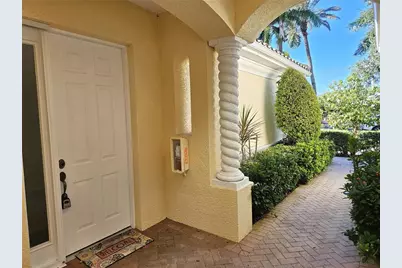 110 Triano Circle #110, Venice, FL 34292 - Photo 11