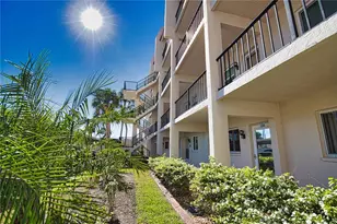 220 Santa Maria St, Venice, FL 34285 - Photo 1