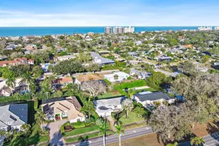 514 Harbor Dr S, Venice, FL 34285 - Photo 1