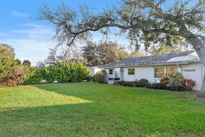 514 Harbor Drive S, Venice, FL 34285 - Photo 3