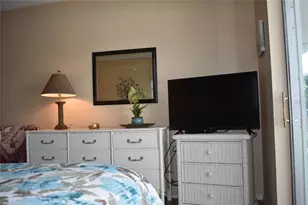 325 N Causeway, New Smyrna Beach, FL 32169 - Photo 11