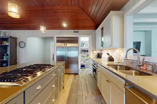 1011 Hill St, New Smyrna Beach, FL 32169 - Photo 5