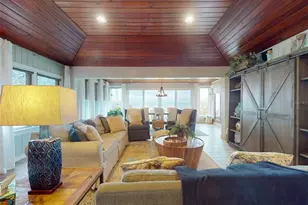 1011 Hill St, New Smyrna Beach, FL 32169 - Photo 9