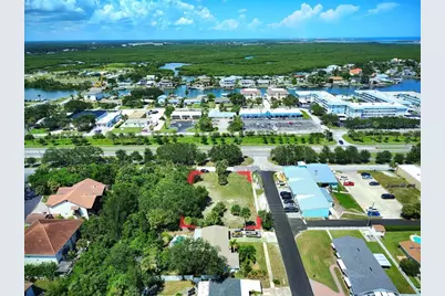 102 Desoto Drive, New Smyrna Beach, FL 32169 - Photo 7