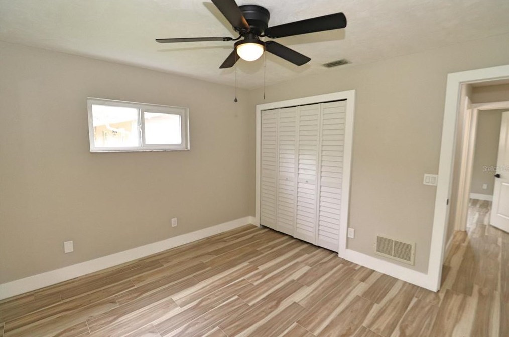 818 Fairway Dr, New Smyrna FL  32168-6117 exterior