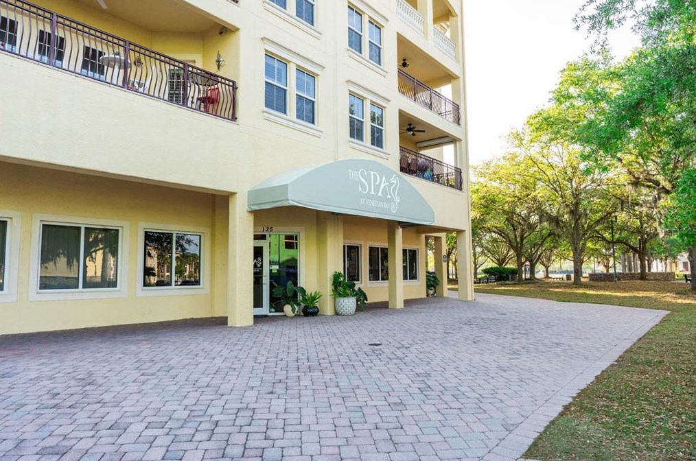 3577 Casalta Cir, New Smyrna FL  32168-4519 exterior