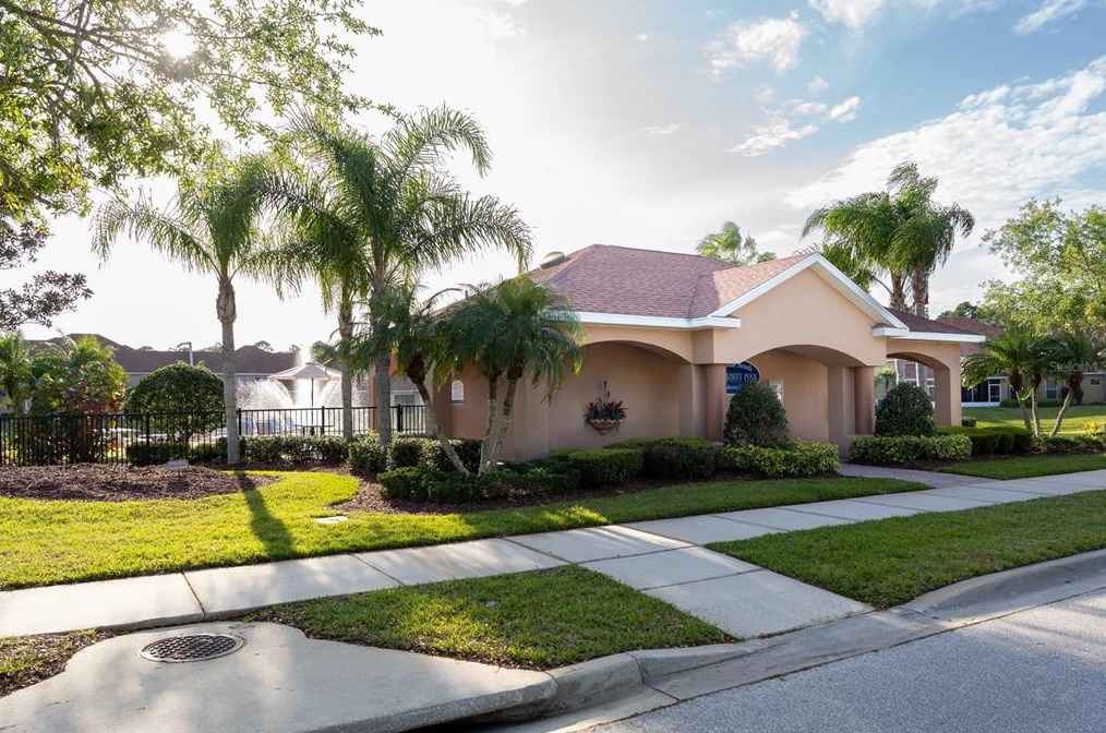 3577 Casalta Cir, New Smyrna FL  32168-4519 exterior