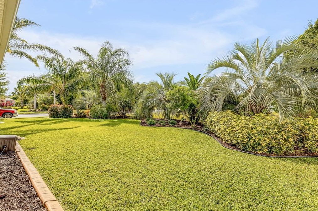 3386 Leonardo Ln, New Smyrna FL  32168-4696 exterior