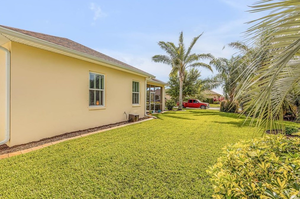 3386 Leonardo Ln, New Smyrna FL  32168-4696 exterior