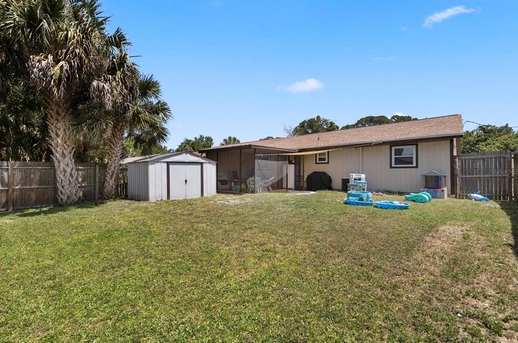 1518 Juniper Dr, Edgewater FL  32132-2640 exterior
