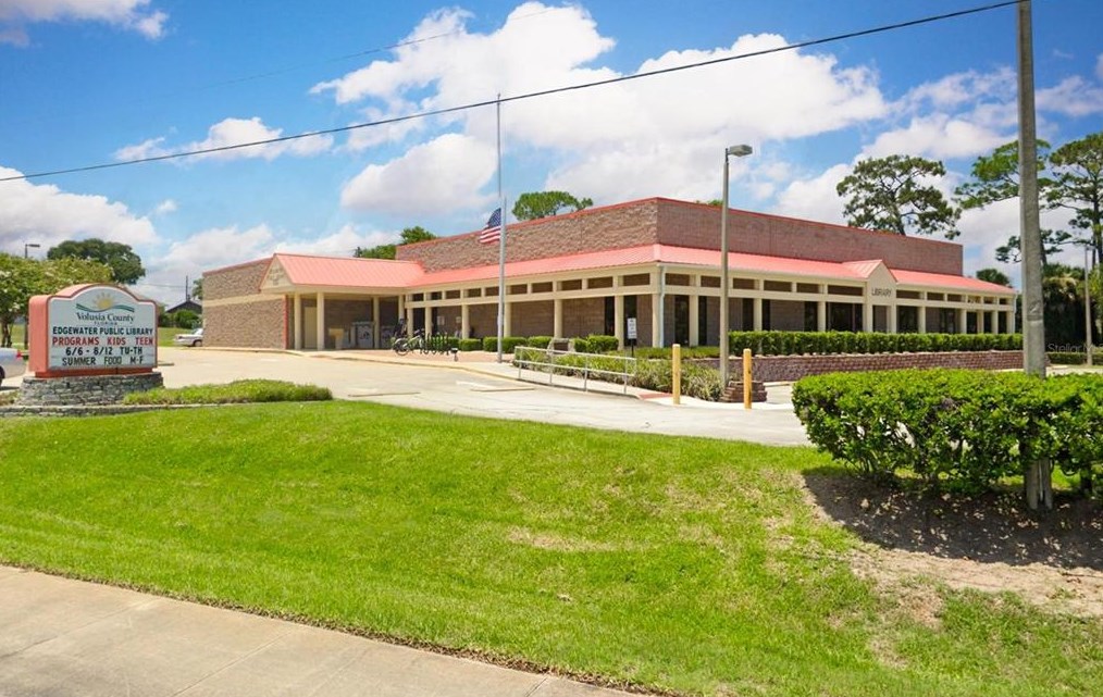 1518 Juniper Dr, Edgewater FL  32132-2640 exterior