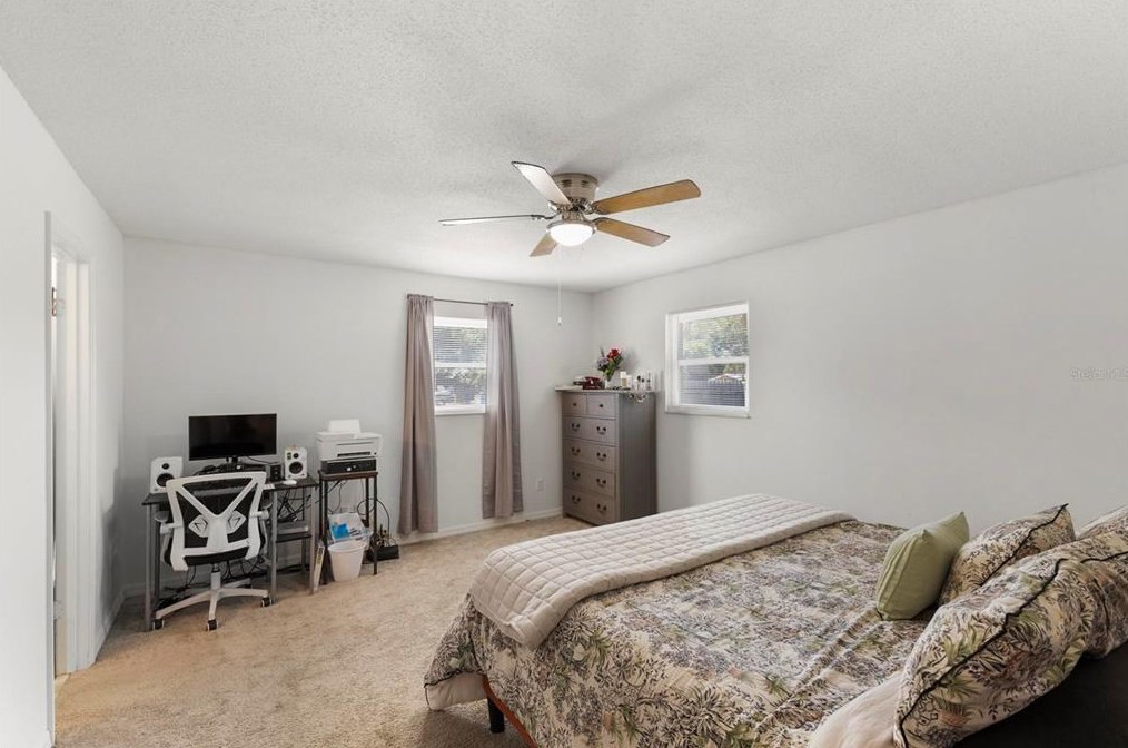 1518 Juniper Dr, Edgewater FL  32132-2640 exterior