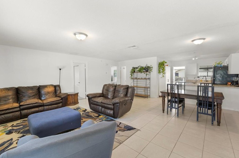 1518 Juniper Dr, Edgewater FL  32132-2640 exterior