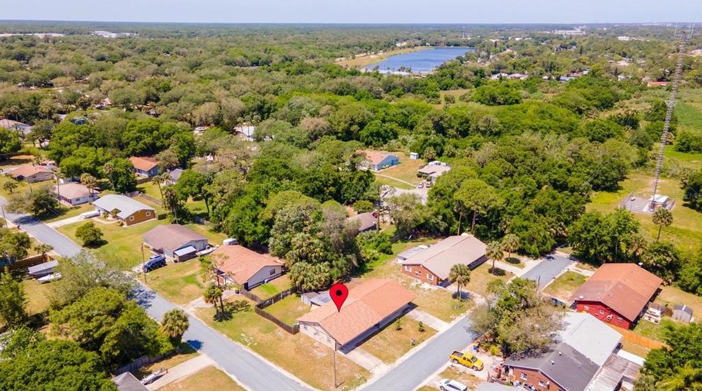 1518 Juniper Dr, Edgewater FL  32132-2640 exterior