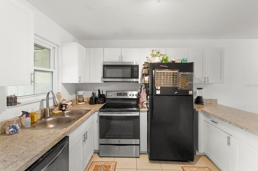 1518 Juniper Dr, Edgewater FL  32132-2640 exterior