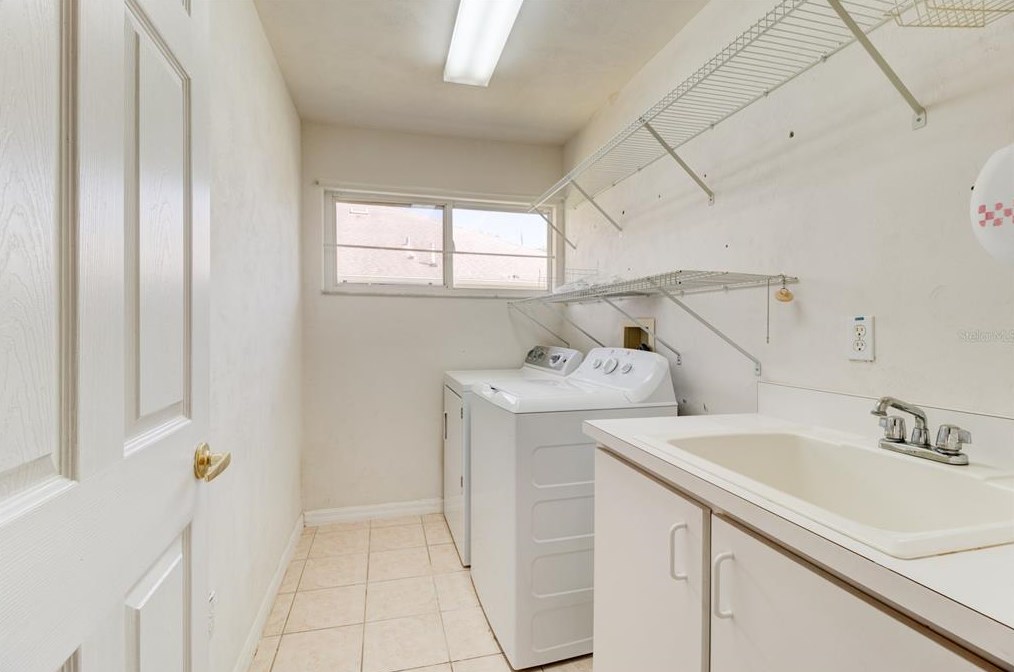 2716 Turnbull Est Dr, New Smyrna FL 32168-5457 exterior