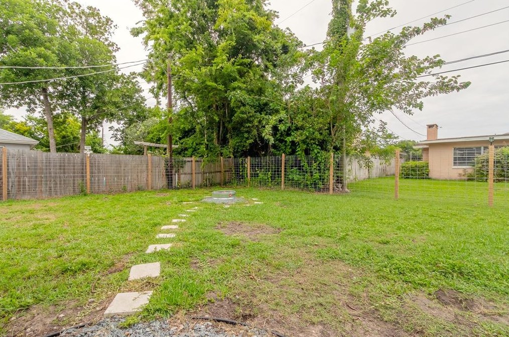 1737 Jacobs Rd, Daytona Beach FL 32119-1907 exterior