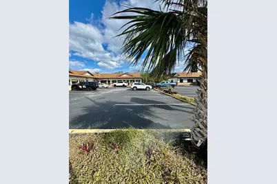 2335 S Ridgewood Avenue, South Daytona, FL 32119 - Photo 3