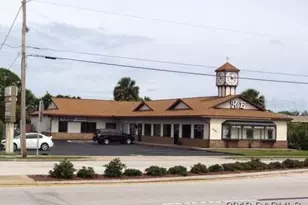 2355 S Ridgewood Ave, South Daytona, FL 32119 - Photo 1