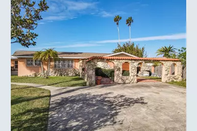 2 Richmond Drive, New Smyrna Beach, FL 32169 - Photo 1