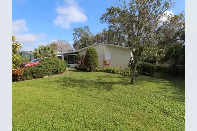 451 Sioux Boulevard, Oak Hill, FL 32759 - Photo 19