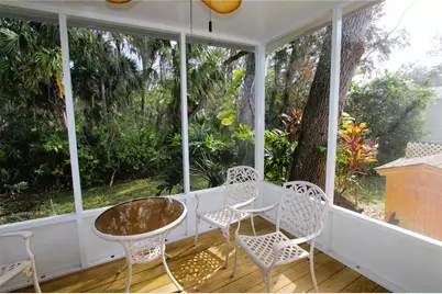 451 Sioux Boulevard, Oak Hill, FL 32759 - Photo 17