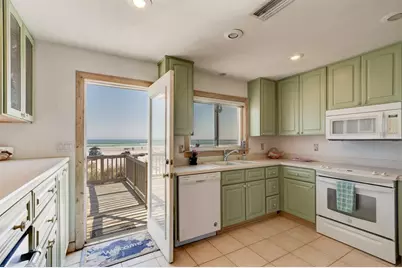 921 N Atlantic Avenue, New Smyrna Beach, FL 32169 - Photo 9