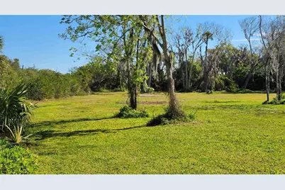 318 Palm Avenue, Oak Hill, FL 32759 - Photo 13