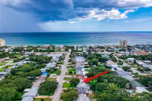 823 E 10th Ave, New Smyrna Beach, FL 32169 - Photo 3