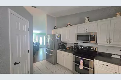 2530 Tamarind Drive, Edgewater, FL 32141 - Photo 9