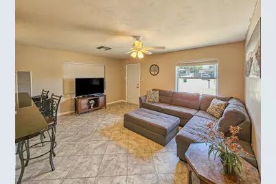 2802 English Drive, Deltona, FL 32738 - Photo 9