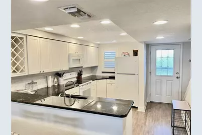 2100 N Peninsula Avenue #216, New Smyrna Beach, FL 32169 - Photo 9