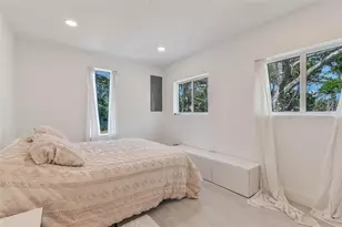 833 E 12th Ave, New Smyrna Beach, FL 32169 - Photo 11